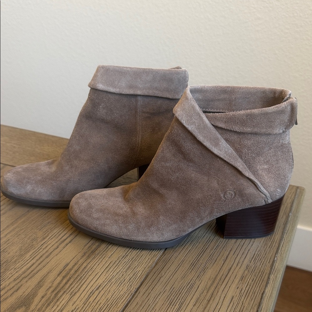 Born Tan Ankle Boots with back zip